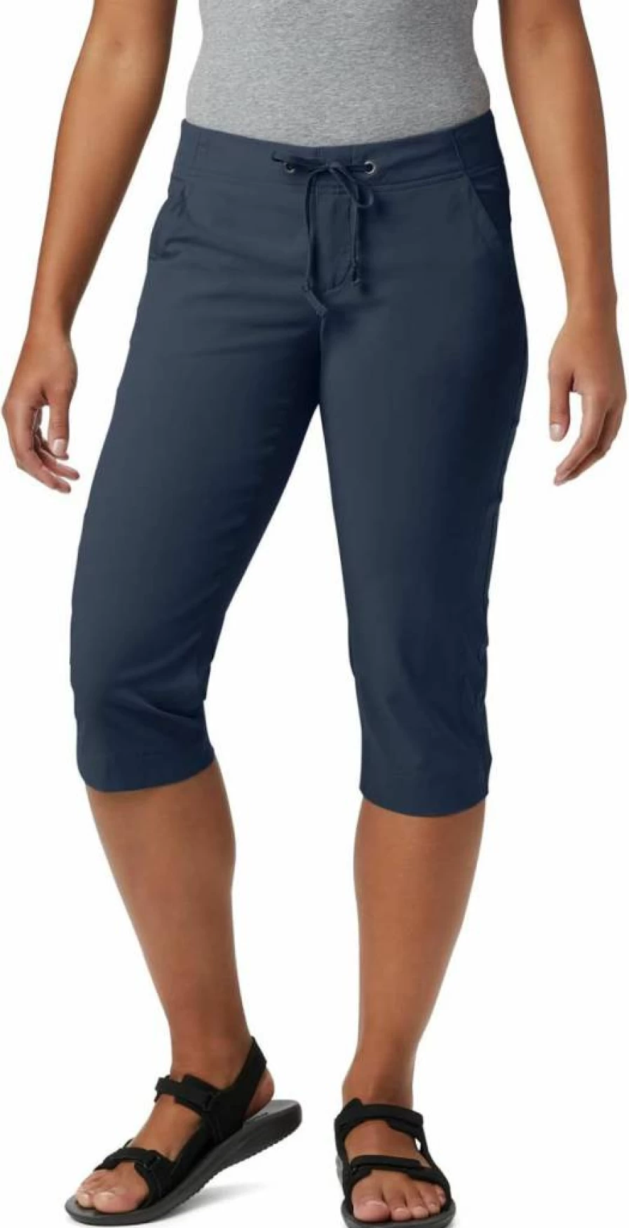 Columbia Women's Outdoor Capri Pants - Lightweight Hiking & Travel Trousers for Active Lifestyle
